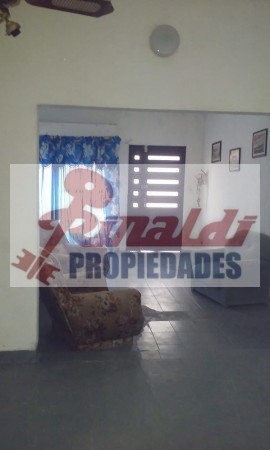 Casa Alquiler Pje. Valdes 1500, 2 dormitorios