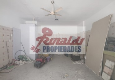 Local frente vidriado